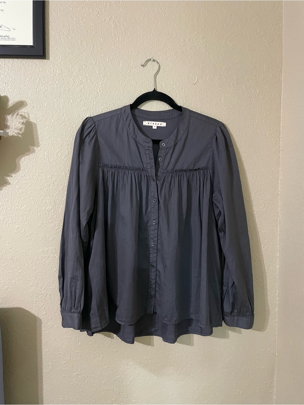 XiRENA Charcoal Grey Cotton Ruffle Yoke Button Down Peasant Blouse S Cotton Gray